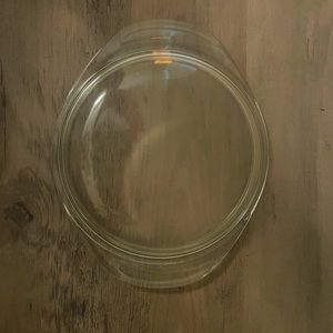 Pyrex lid. 682-C19